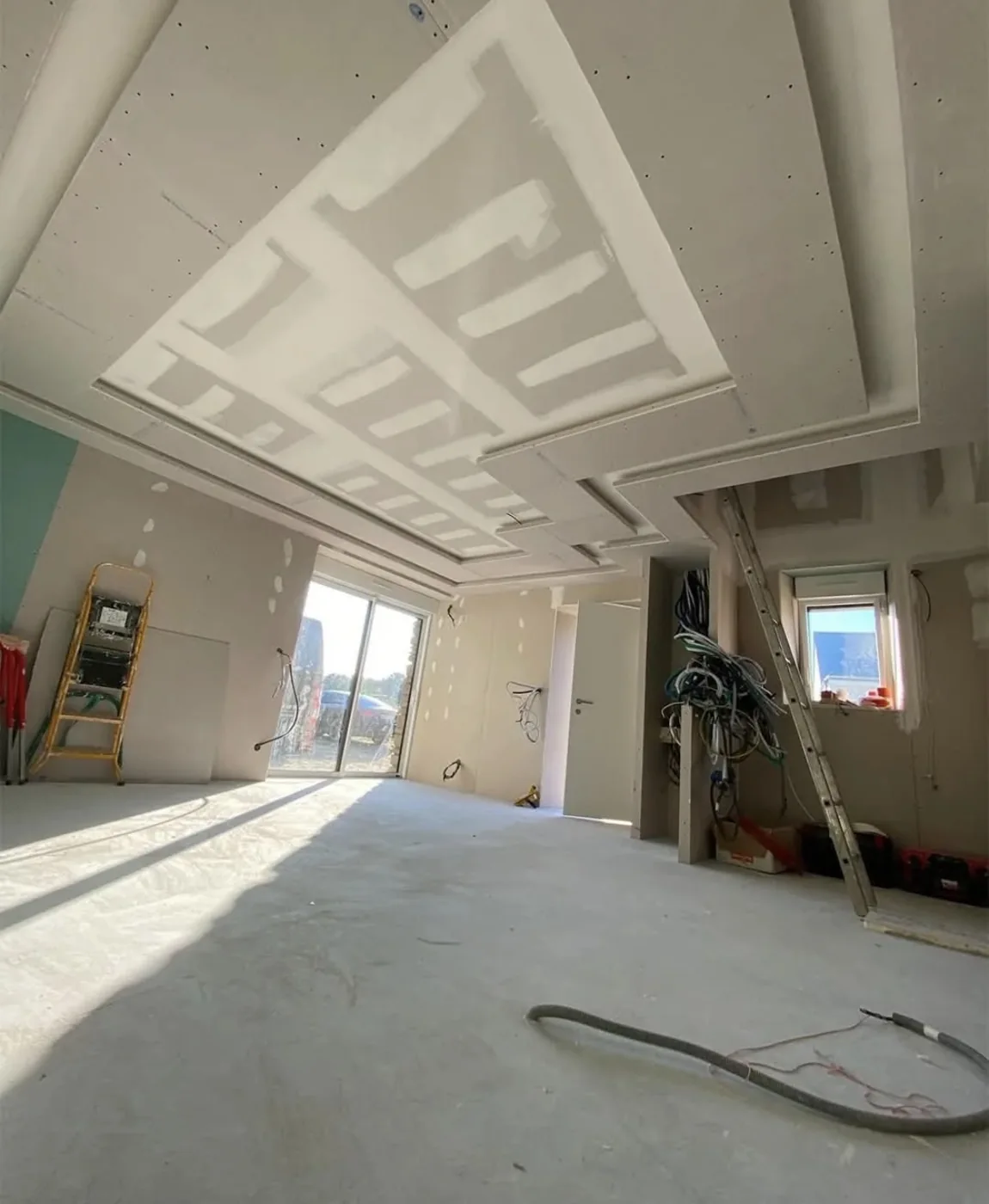 Plafond en plaques de plâtre réalisé par ANDRES RÉNOVATION